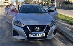 Nissan Maxima